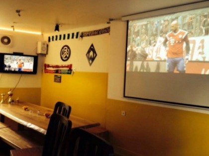 照片: 300 Sportsbar
